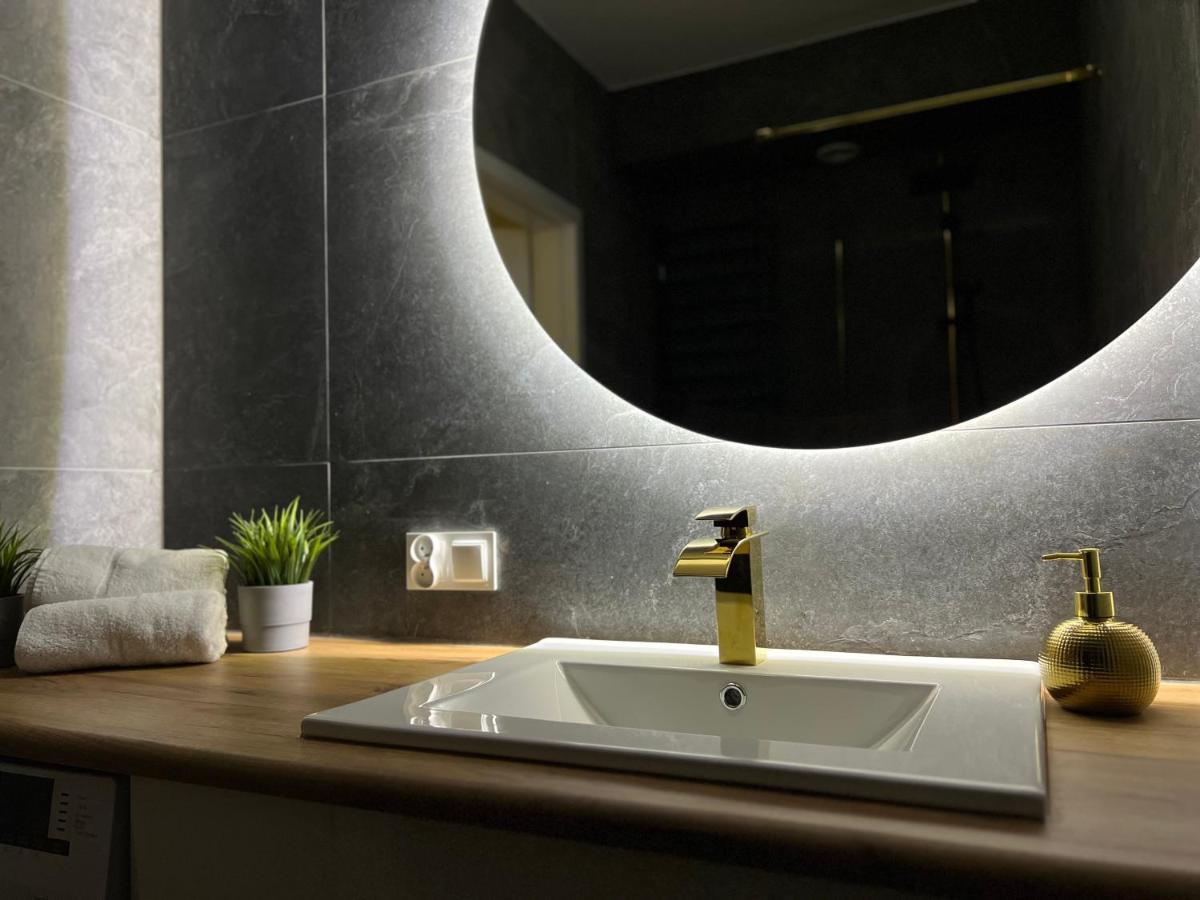 Coco City Center Apartment Kielce Eksteriør billede